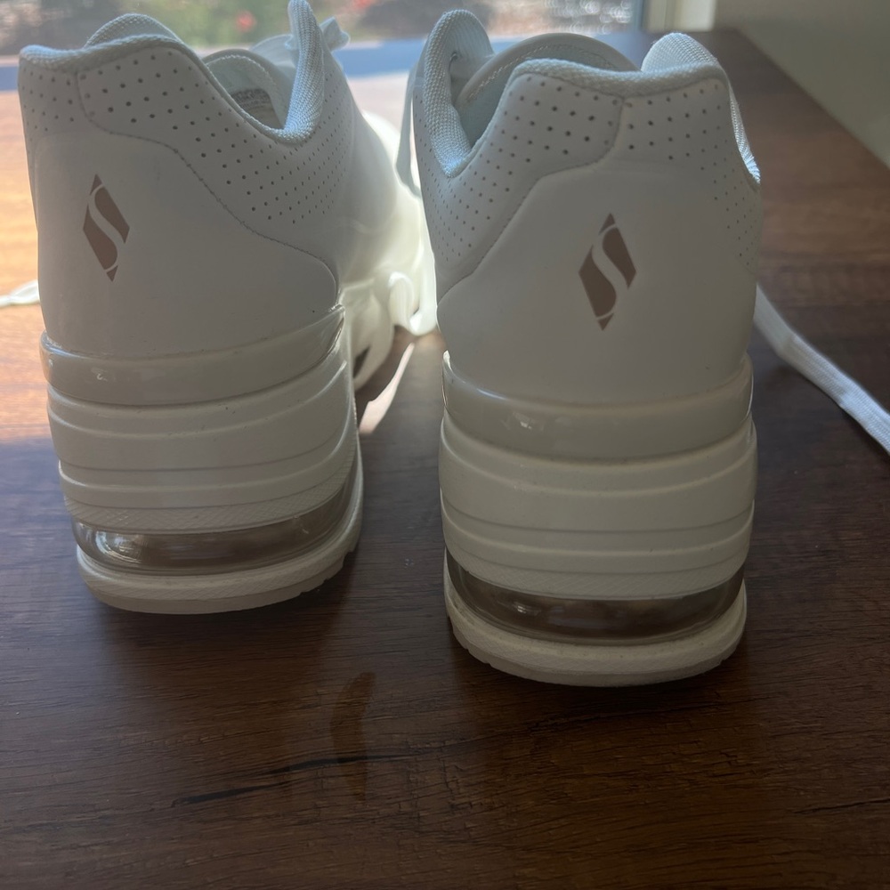 Skechers “Los Angeles” -sz 7.5 - Picture 4 of 6